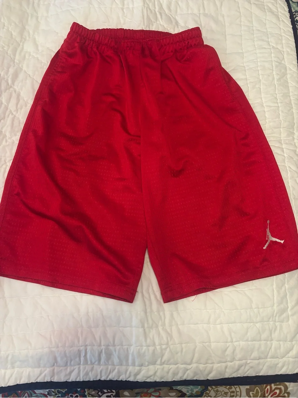 Jordan Boy’s Red Mesh Athletic Basketball Shorts with White Jumpman size L